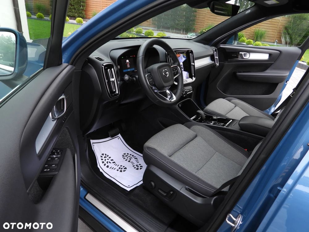 Volvo XC 40 B3 B DKG Plus Bright - 4