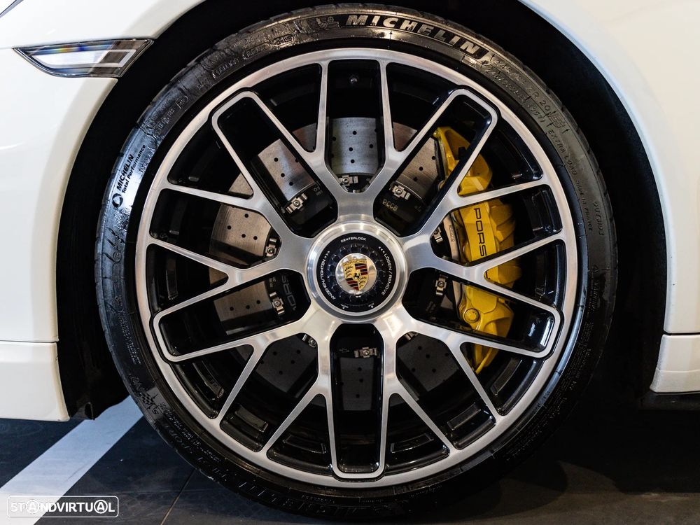Porsche 911 (991) Turbo S Cabriolet - 20