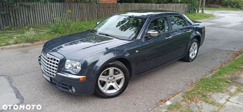 Chrysler 300C - 26