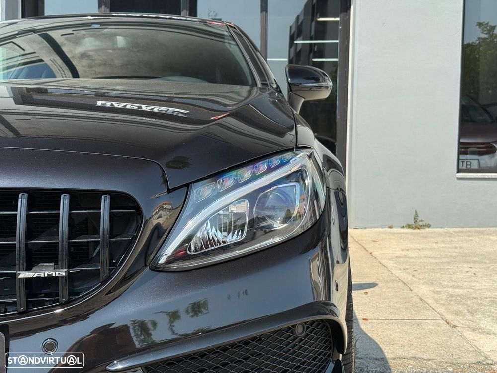 Mercedes-Benz C 220 d Coupe 9G-TRONIC AMG Line - 12
