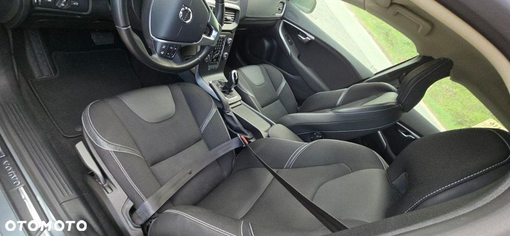 Volvo V40 - 29