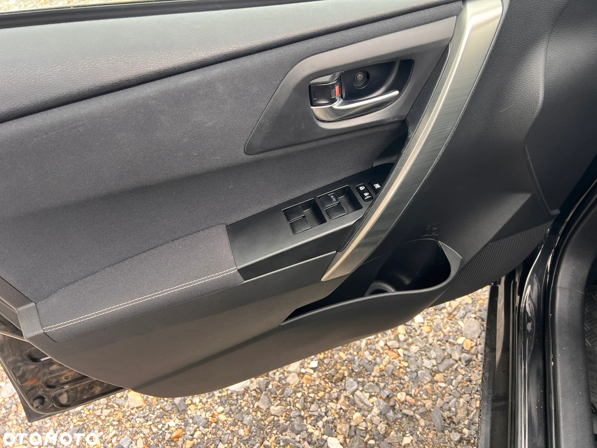 Toyota Auris - 10