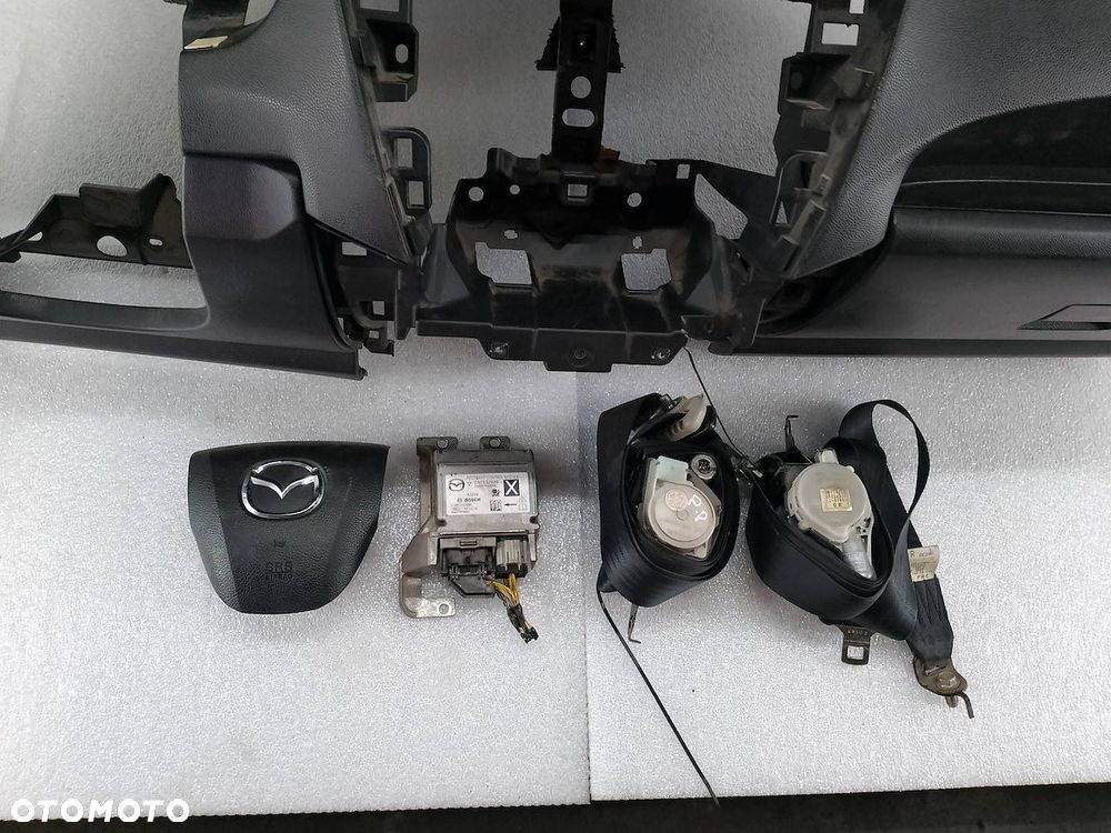DESKA ROZDZIELCZA,KONSOLA PODUSZKI SENSOR PASY MAZDA 5 II CG15-60401 - 2