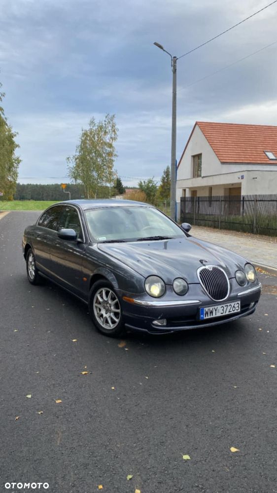 Jaguar S-Type - 4