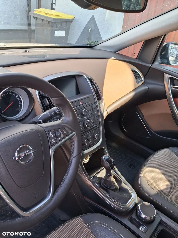 Opel Astra - 10