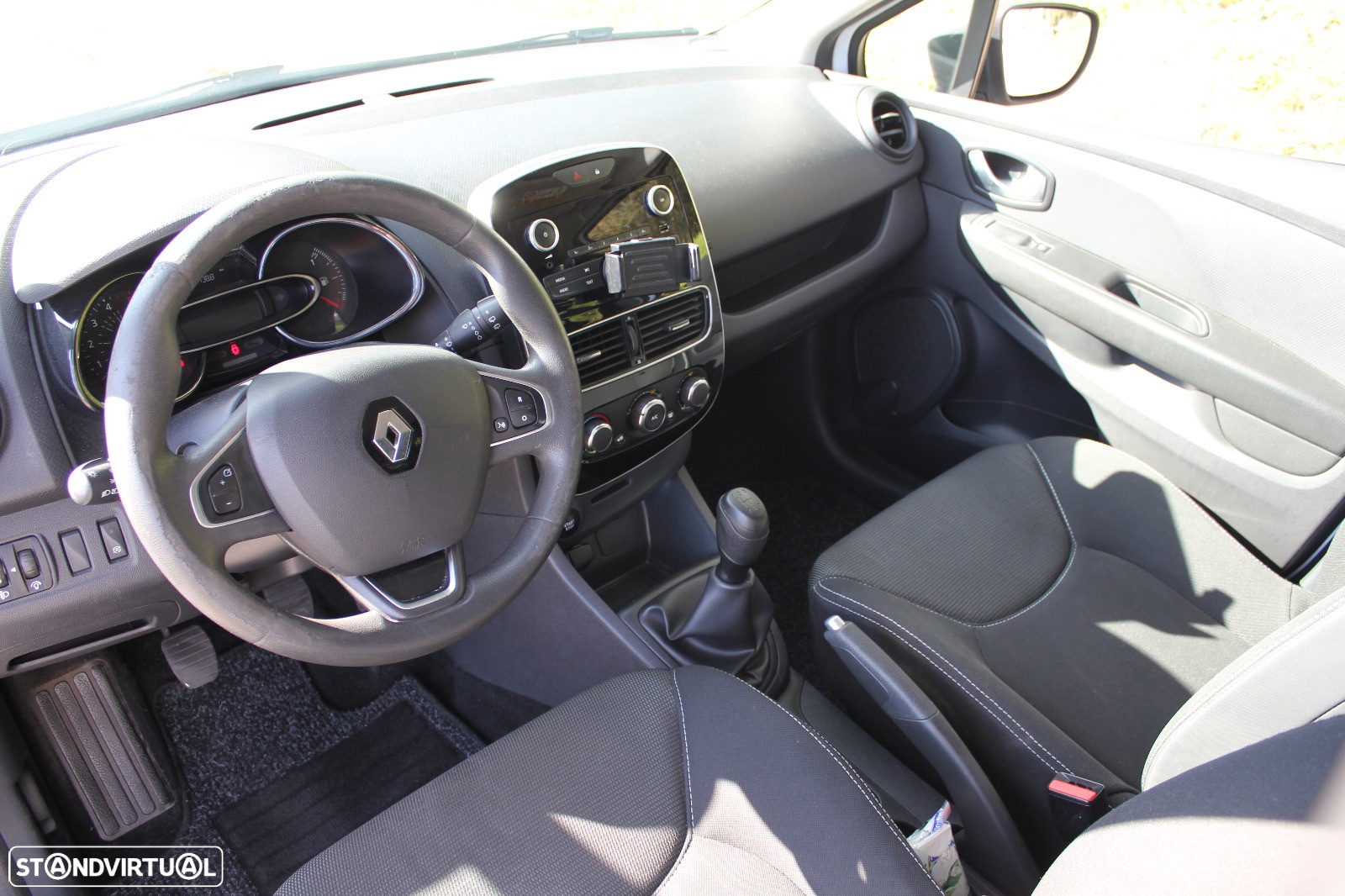 Renault Clio - 7