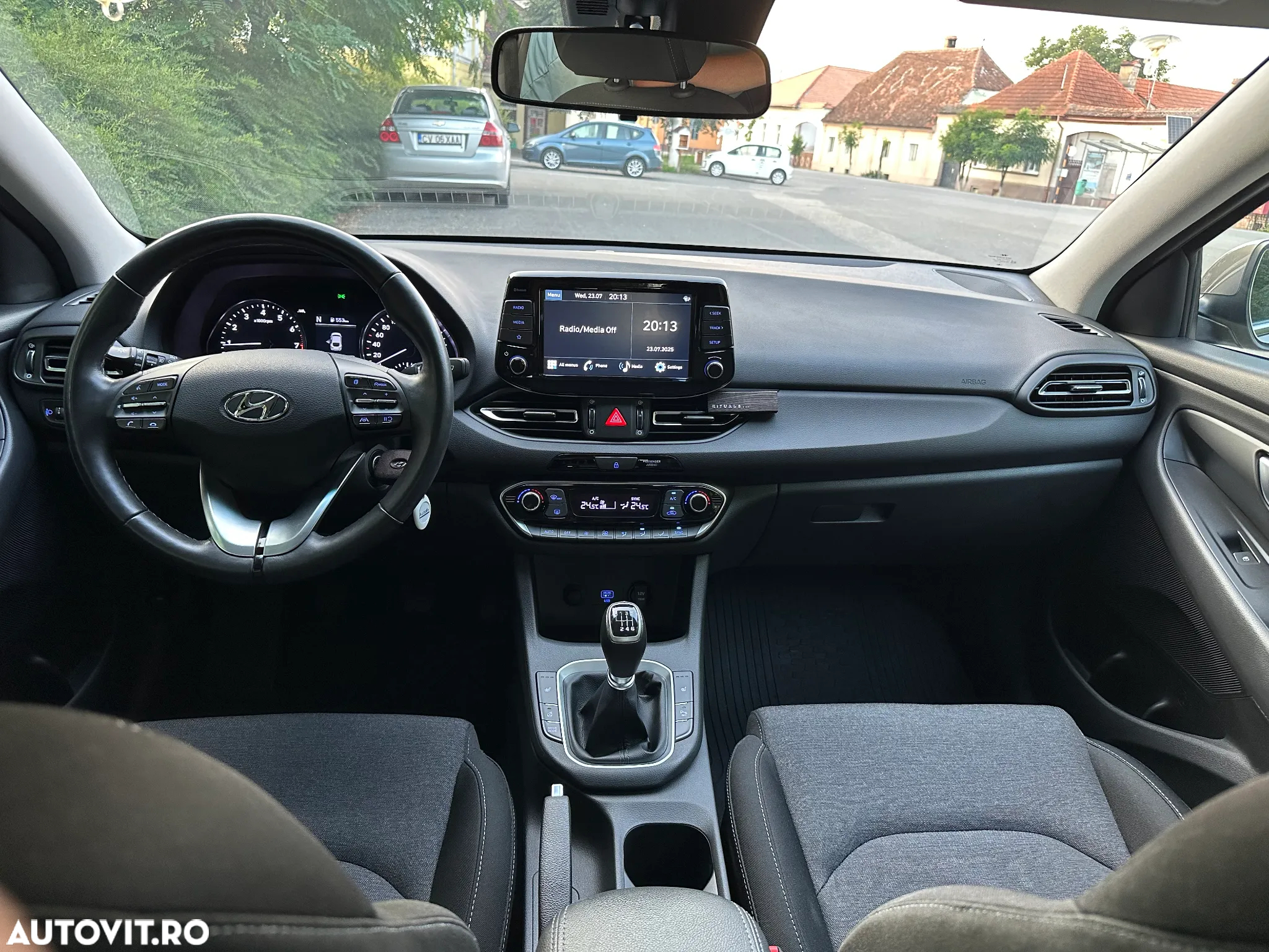 Hyundai i30 Fastback 1.5 T-GDI MHEV 160CP Highway - 12