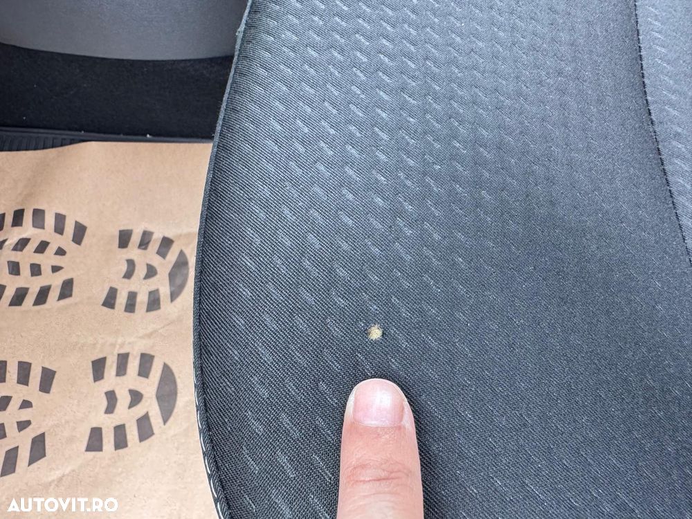 Dacia Lodgy 1.5 Blue dCi Laureate - 36