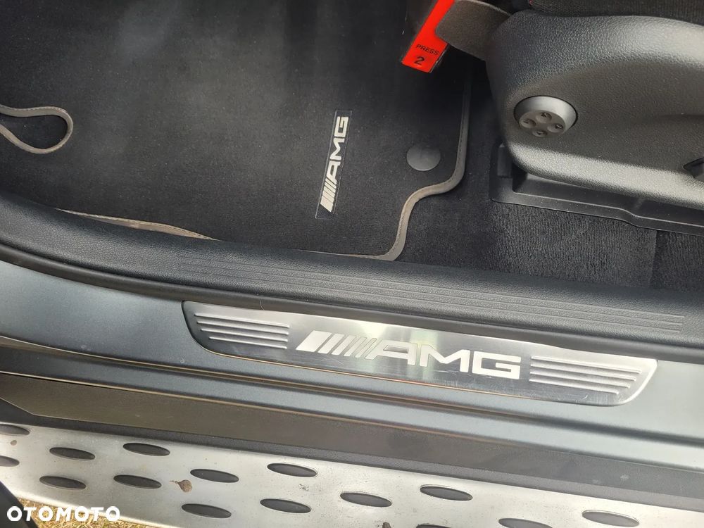 Mercedes-Benz GLC - 34