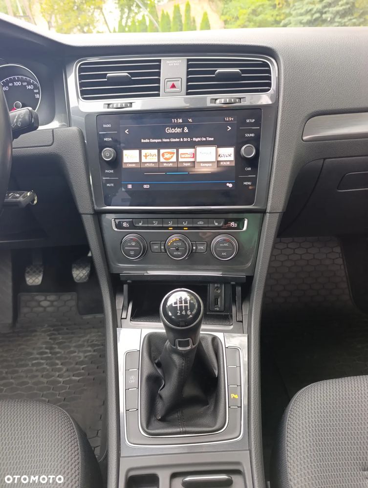 Volkswagen Golf VII 1.4 TSI BMT Comfortline - 14