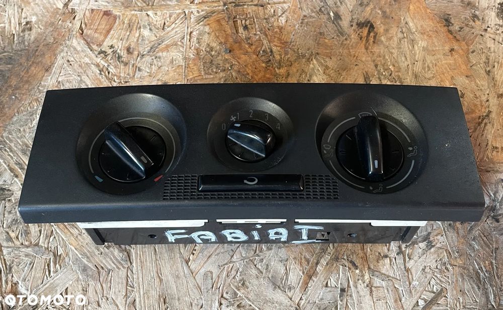 PANEL STEROWANIA NAWIEWU SKODA FABIA I 6Q0819445