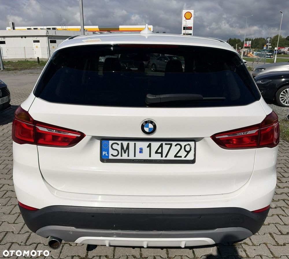 BMW X1 sDrive18d M Sport sport - 11