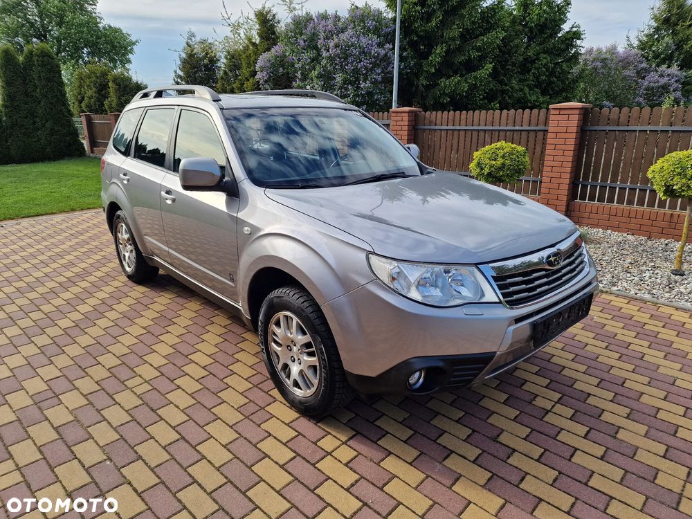 Subaru Forester 2.5 X Premium - 1