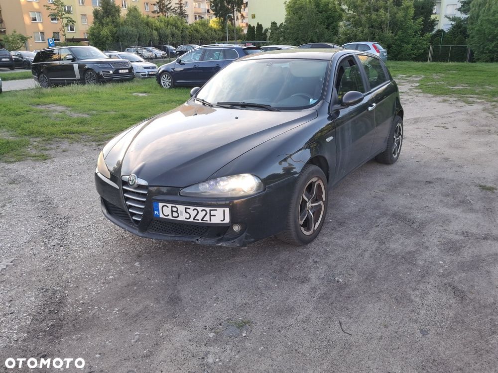Alfa Romeo 147 - 3