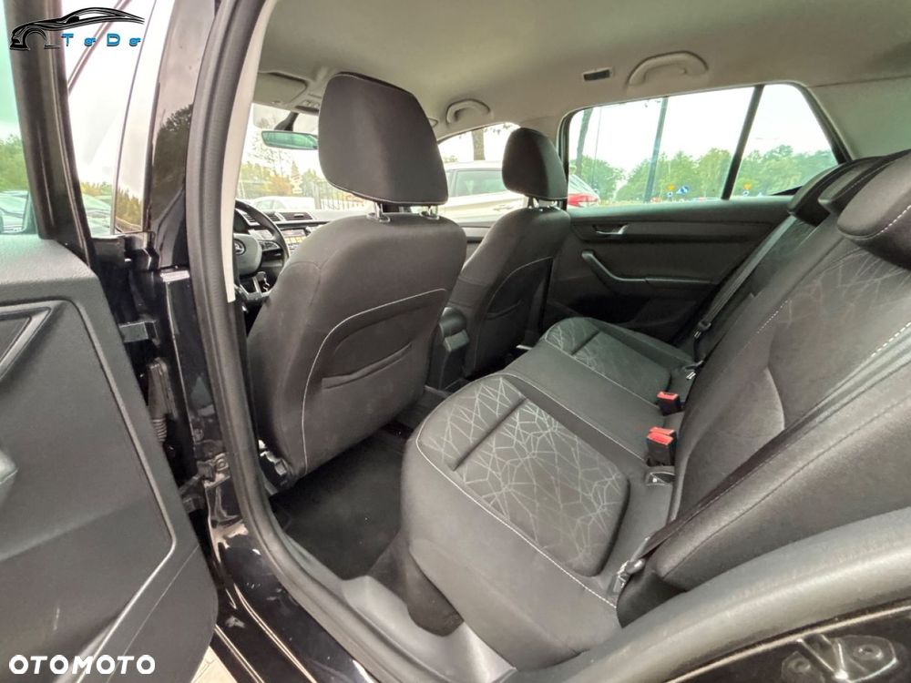 Skoda Fabia 1.0 Clever - 24