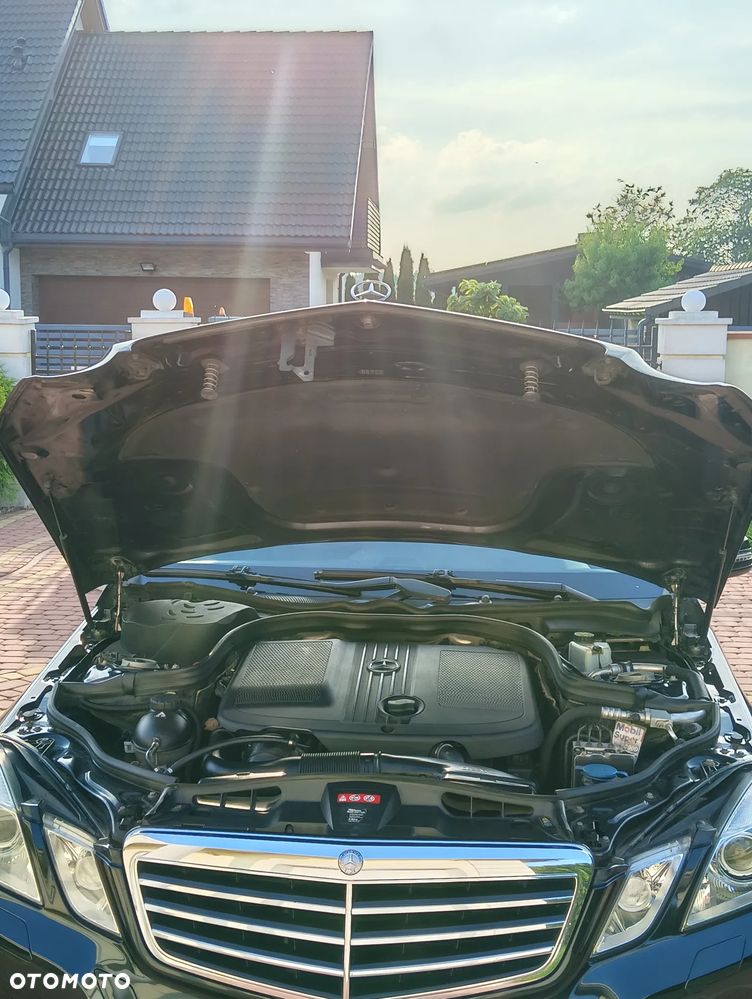 Mercedes-Benz Klasa E 200 CDI BlueEff Avantgarde - 15