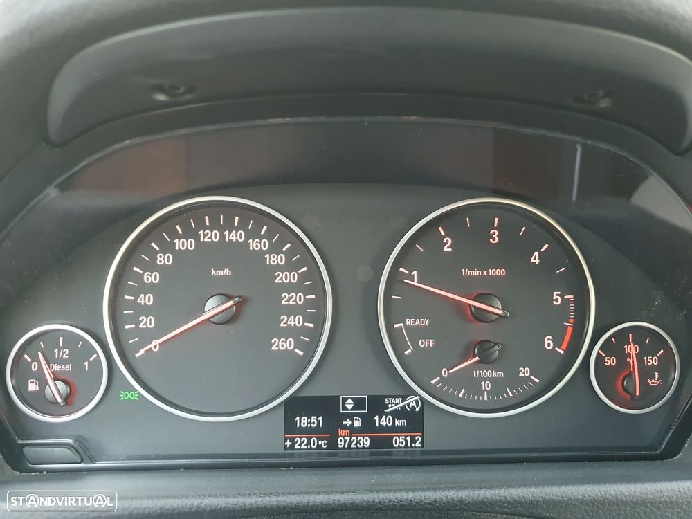 BMW 320 d EfficientDynamics Line Sport - 7