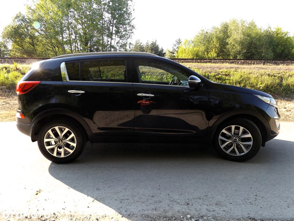 Kia Sportage 1.7 CRDI 2WD ISG Dream-Team Edition - 24