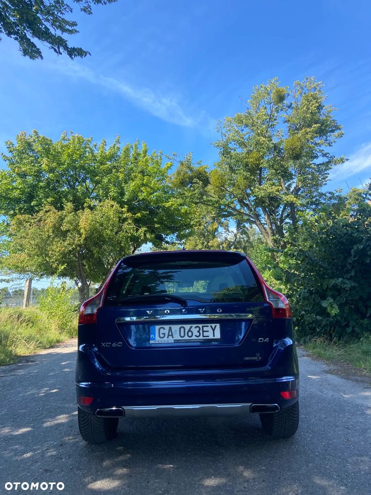 Volvo XC 60 D4 Drive-E Ocean Race - 7