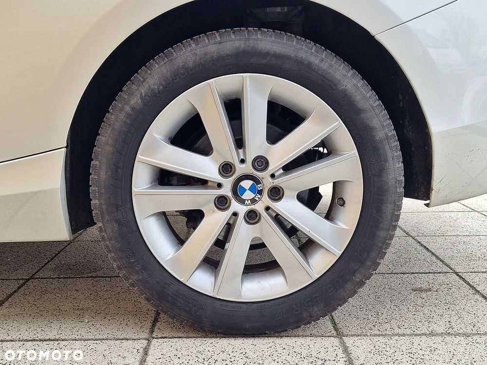 BMW Seria 1 116d DPF - 23