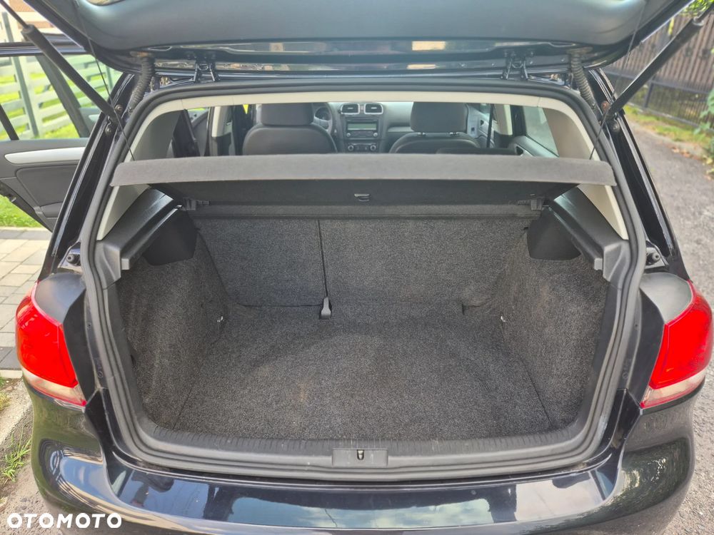 Volkswagen Golf 1.6 Trendline - 17