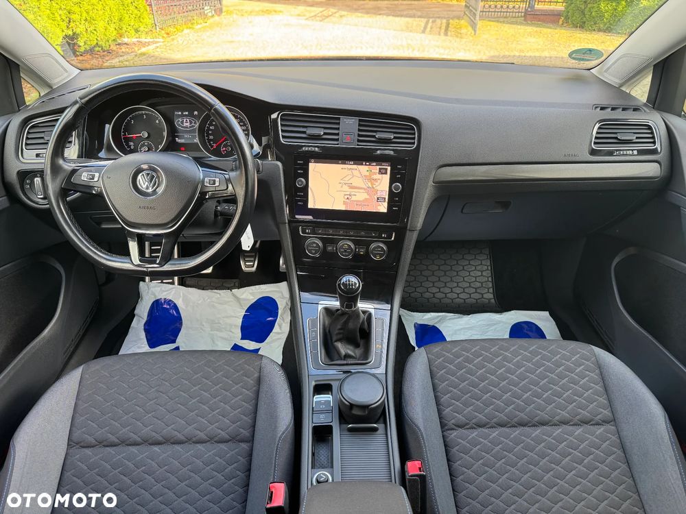 Volkswagen Golf 2.0 TDI SCR Life - 10