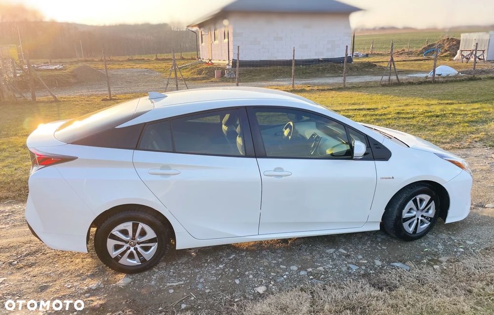 Toyota Prius 1.8 Hybrid Active - 10