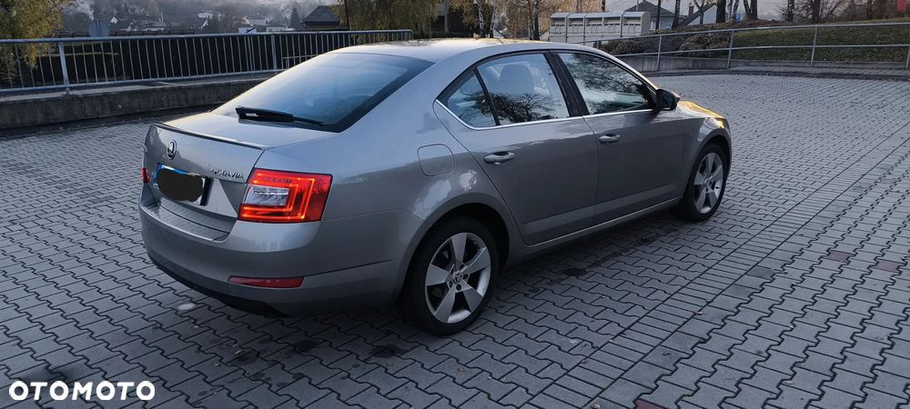Skoda Octavia 1.4 TSI Ambition - 4