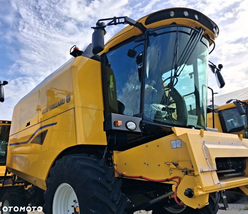 New Holland TC5.90 - 3