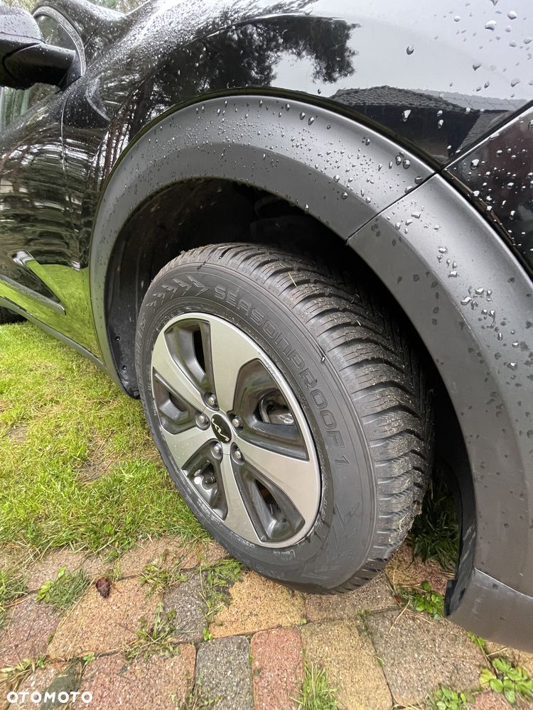 Kia Niro 1.6 GDI HEV 2WD OPF Edition 7 - 12