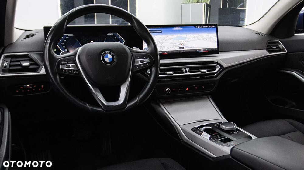 BMW Seria 3 318i Sport Line - 13