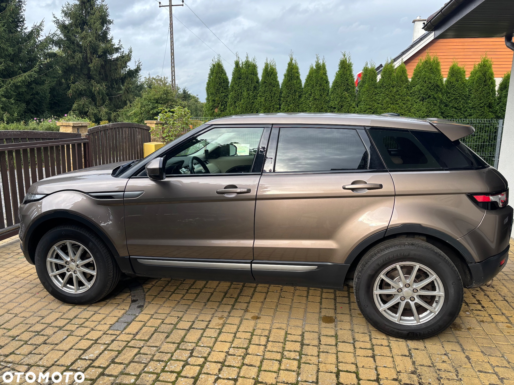 Land Rover Range Rover Evoque - 4