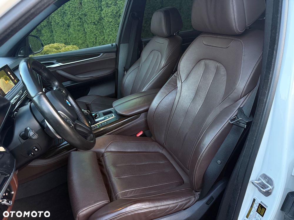 BMW X5 xDrive50i Sport-Aut - 12