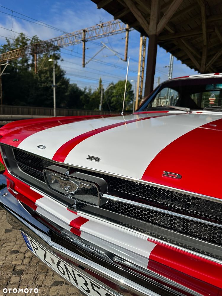 Ford Mustang - 9