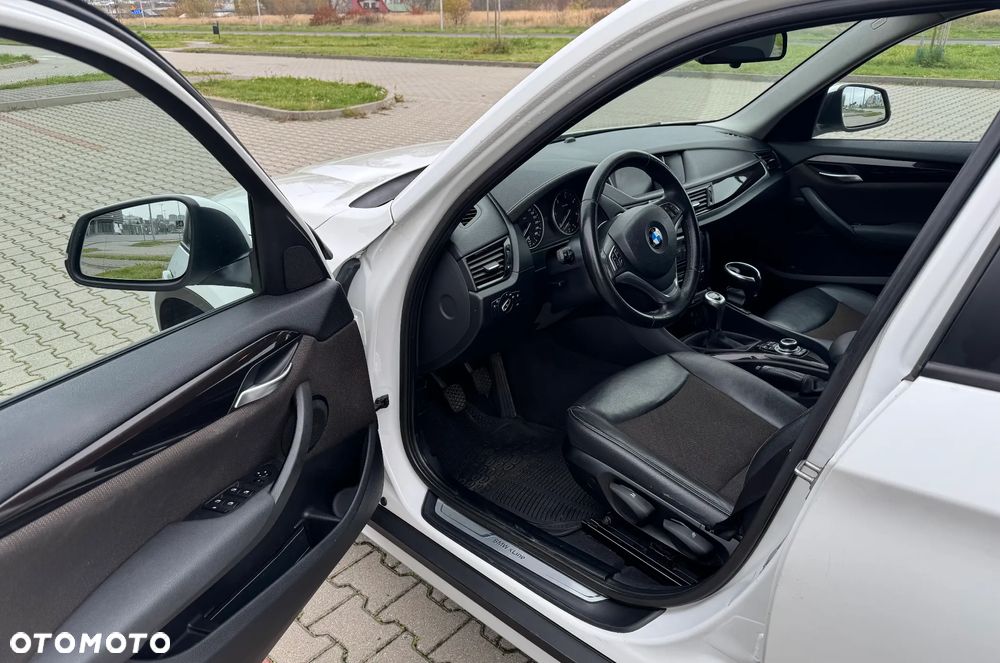 BMW X1 sDrive18d - 11