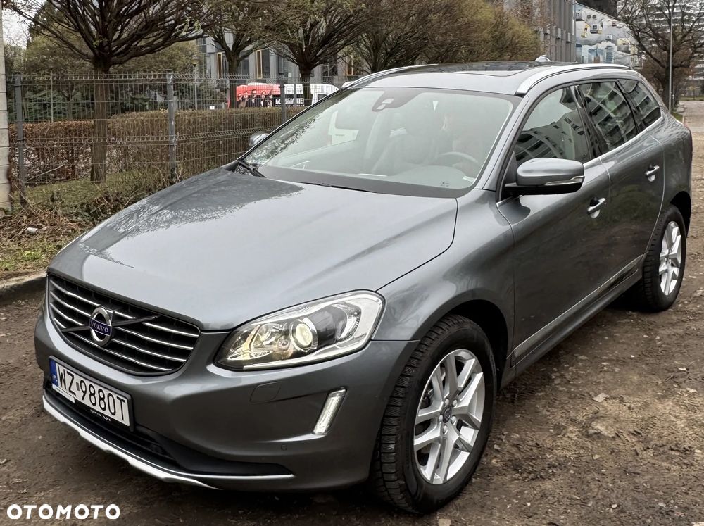 Volvo XC 60 D4 Momentum - 1