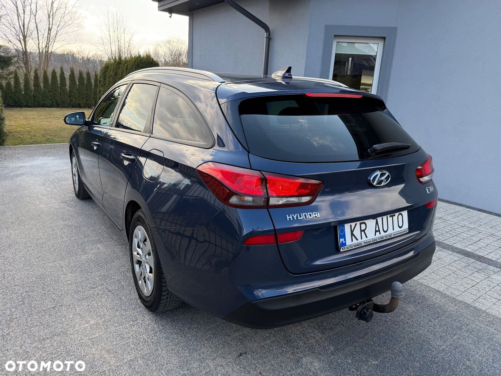Hyundai i30 1.6 D GO Plus DCT - 3