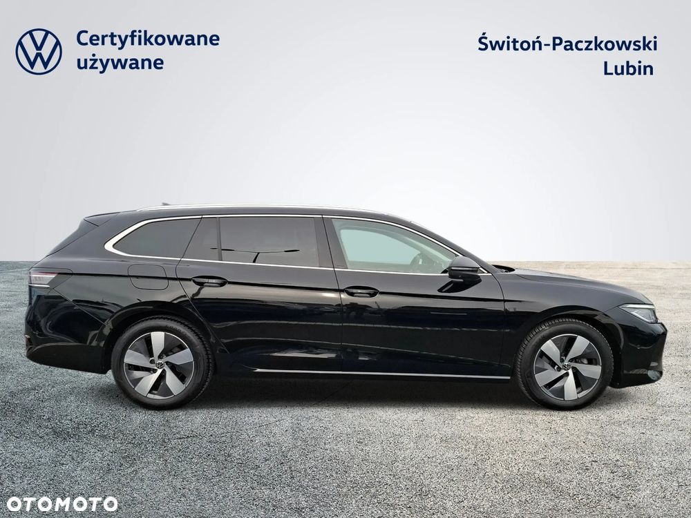 Volkswagen Passat Variant 2.0 TDI SCR DSG Elegance - 6