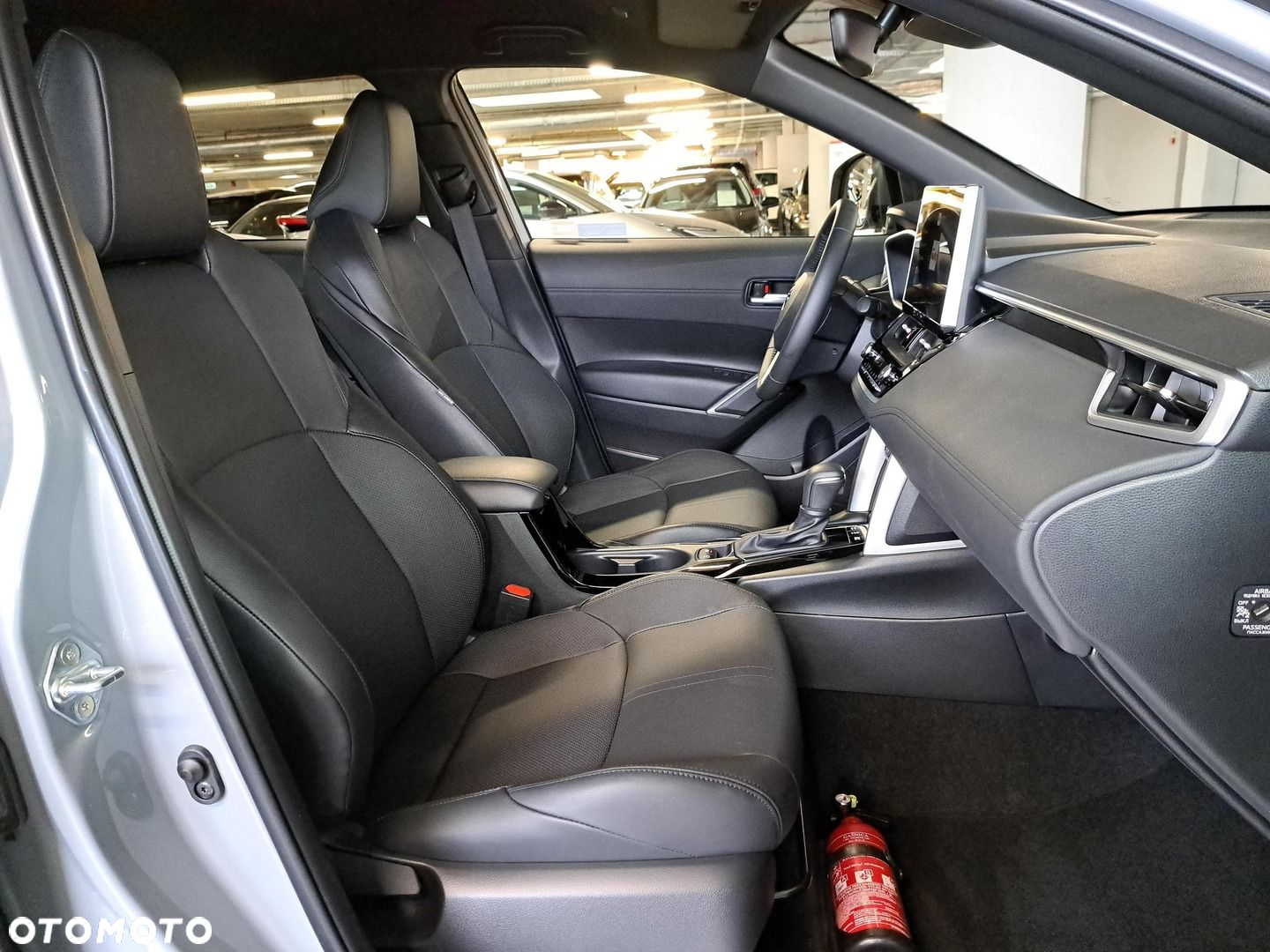 Toyota Corolla Cross 2.0 Hybrid Executive AWD - 15