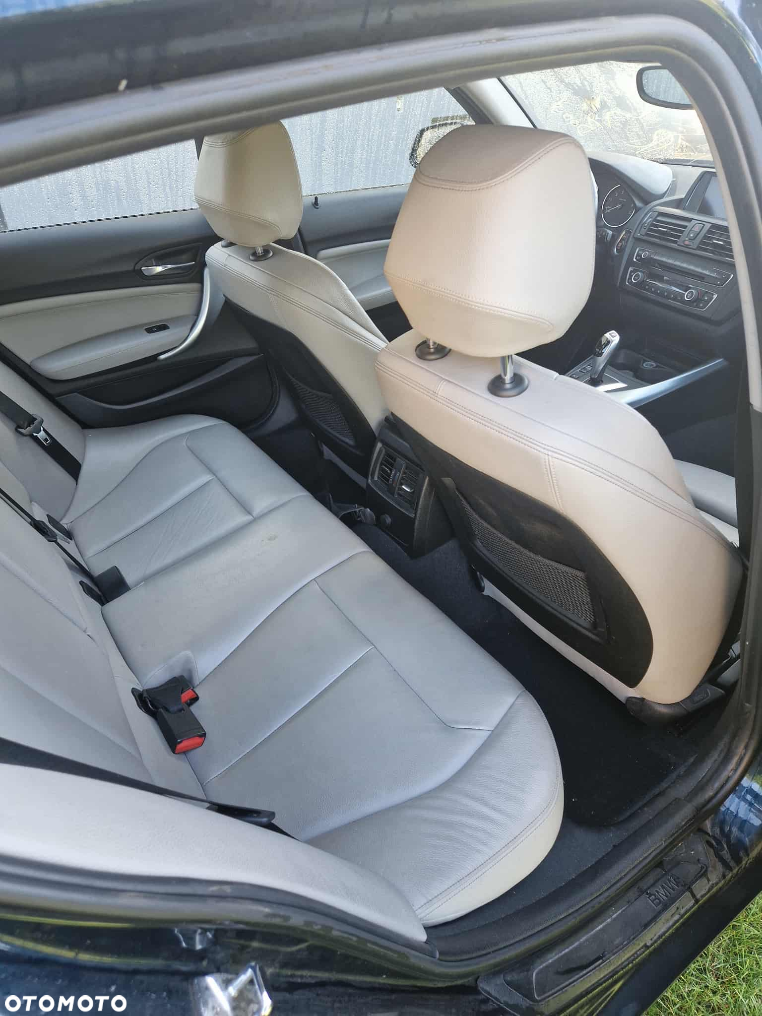 BMW Seria 1 118i Edition Sport - 9