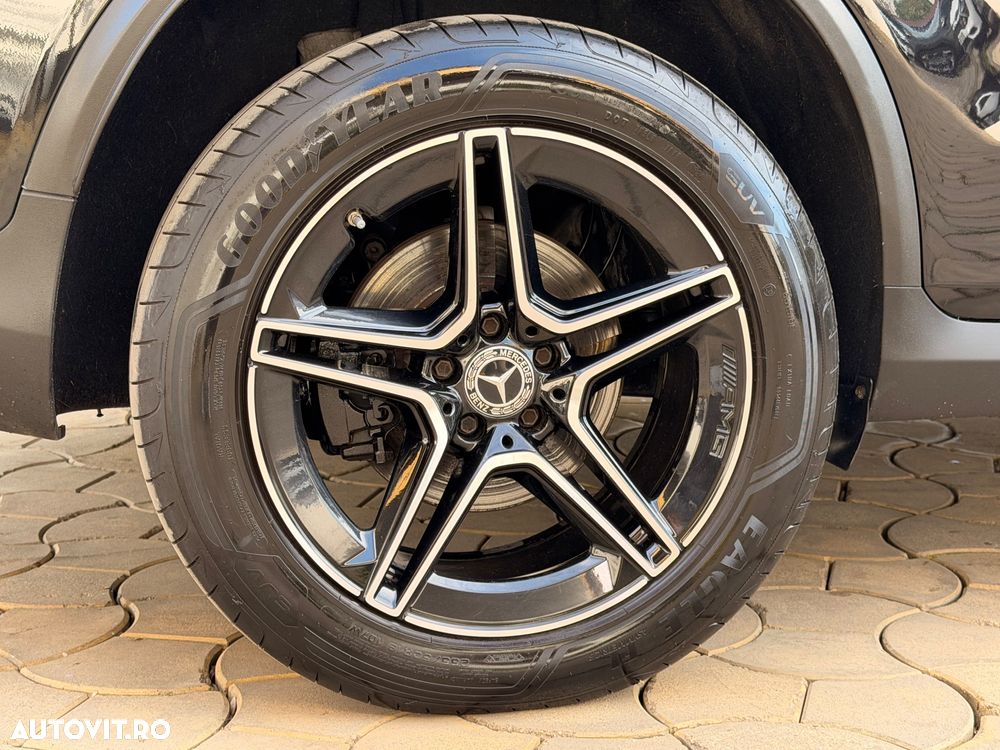Mercedes-Benz GLC 300 de 4Matic 9G-TRONIC AMG Line - 30