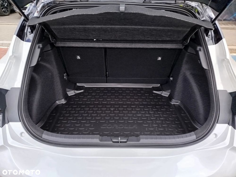 Toyota Corolla 1.8 Hybrid GR Sport - 6