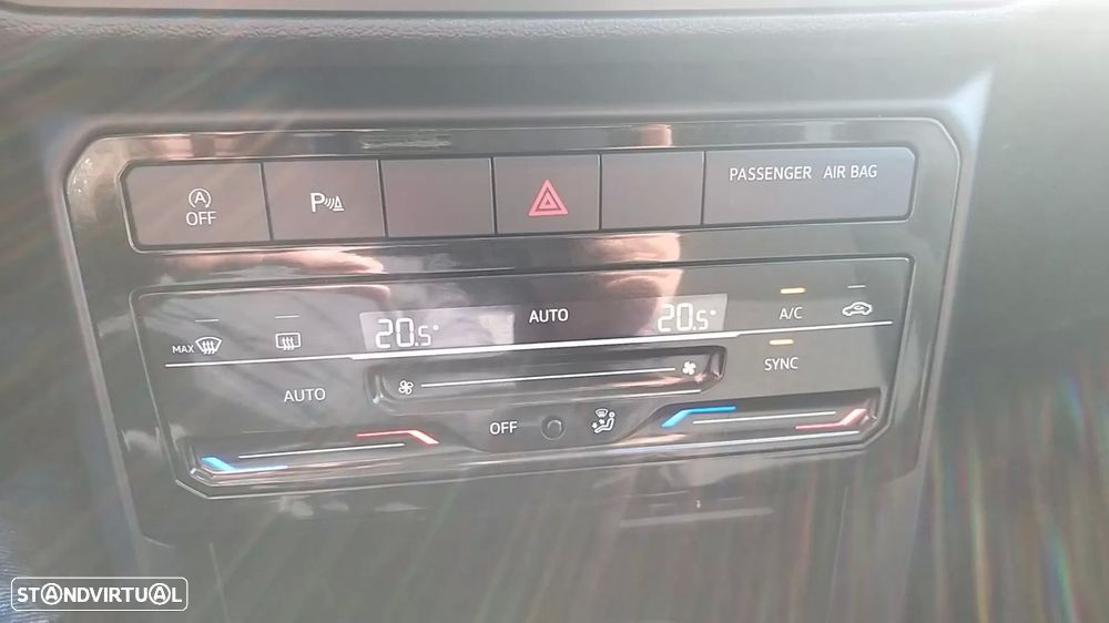 VW T-Cross 1.0 TSI Life DSG - 33