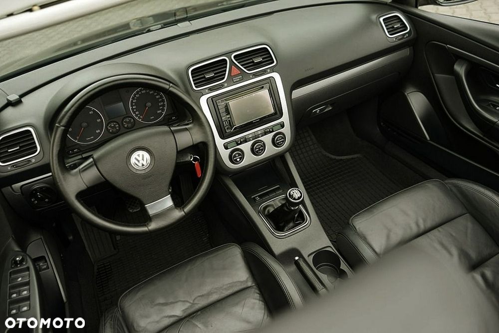 Volkswagen Eos - 24