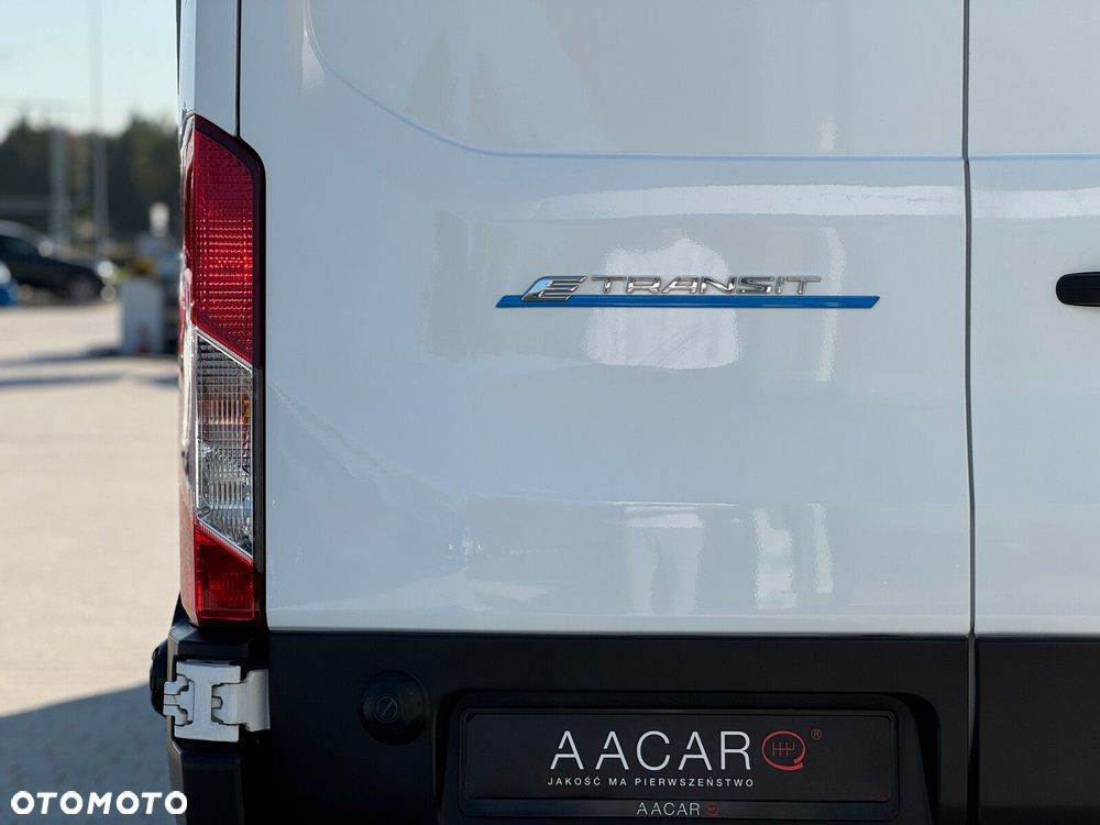 Ford e-transit 350 L4H3 - 38