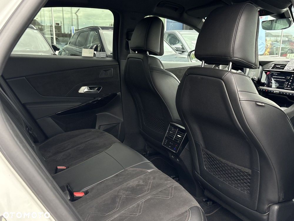 DS Automobiles DS 7 Crossback 1.6 PureTech Performance Line + - 26