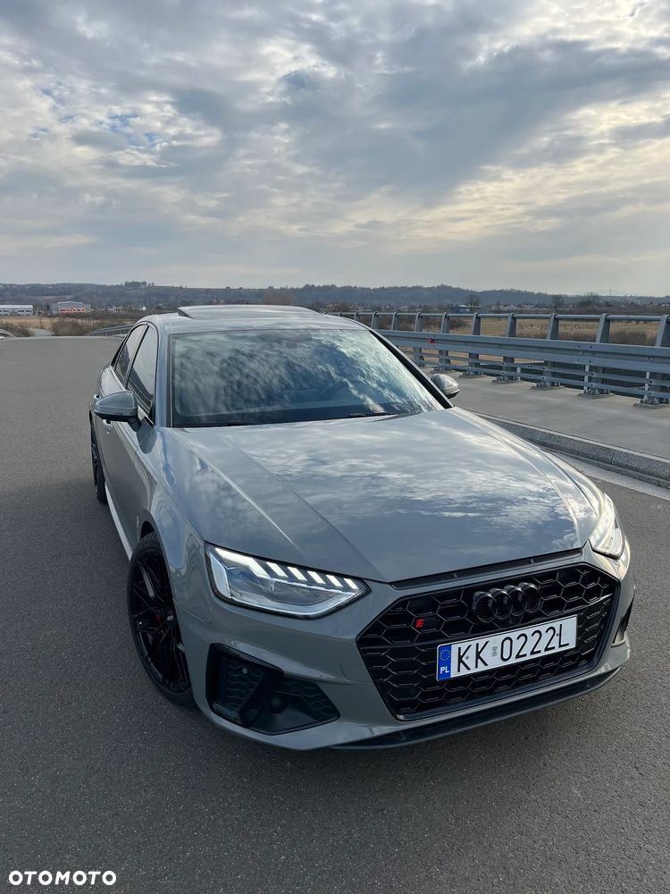 Audi S4 Limousine - 1