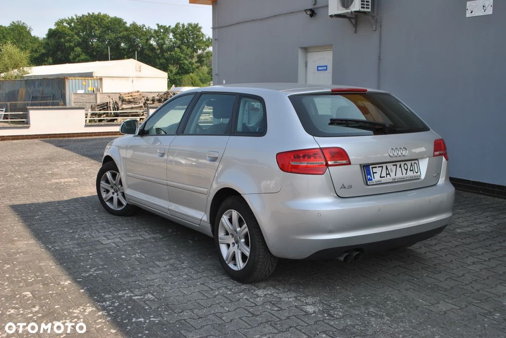 Audi A3 Sportback 1.4T FSI Ambiente S tronic - 3