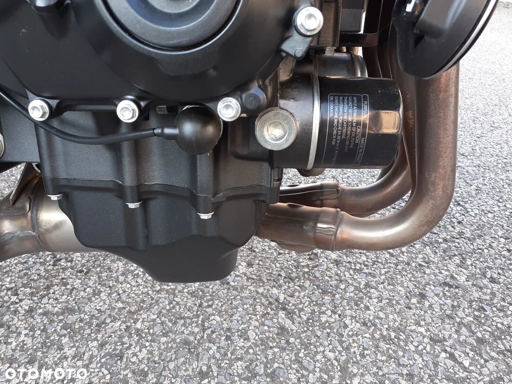 Honda CB - 23