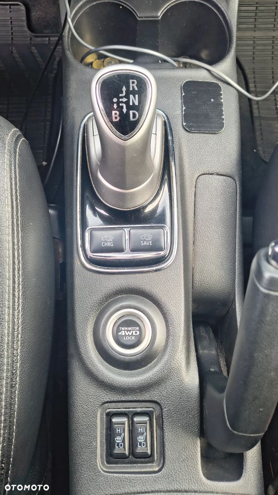 Mitsubishi Outlander Instyle NAVI + - 15